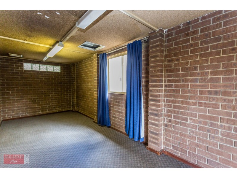 5 Banner Place, Swan View WA 6056