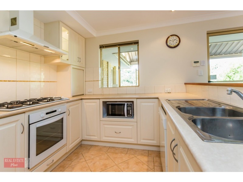 3 Grevillea Crescent, Swan View WA 6056