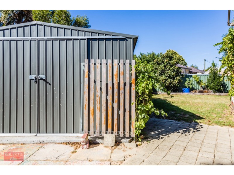 8 Radford Place, Bellevue WA 6056