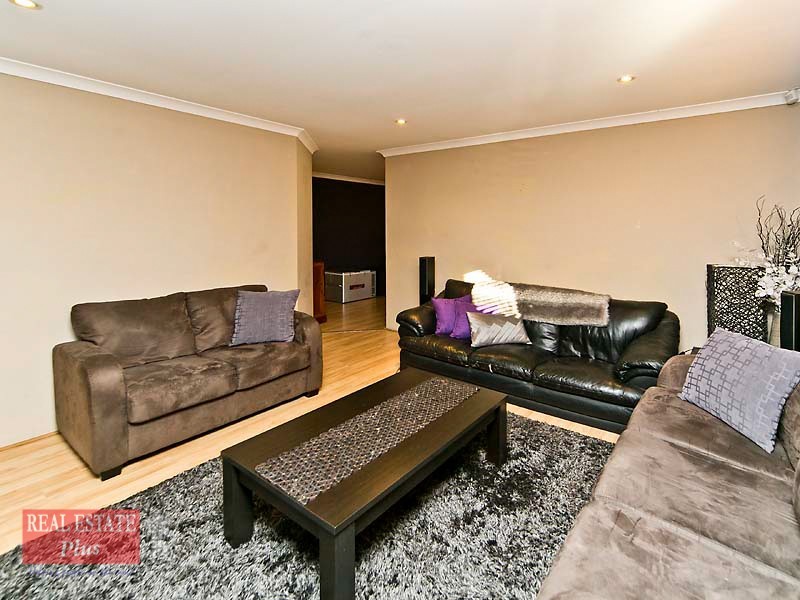 14 Rhoda Mews, Stratton WA 6056