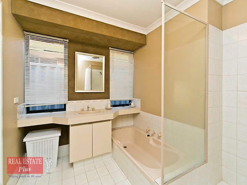 14 Rhoda Mews, Stratton WA 6056