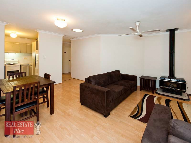 9/3 Park Road, Midvale WA 6056