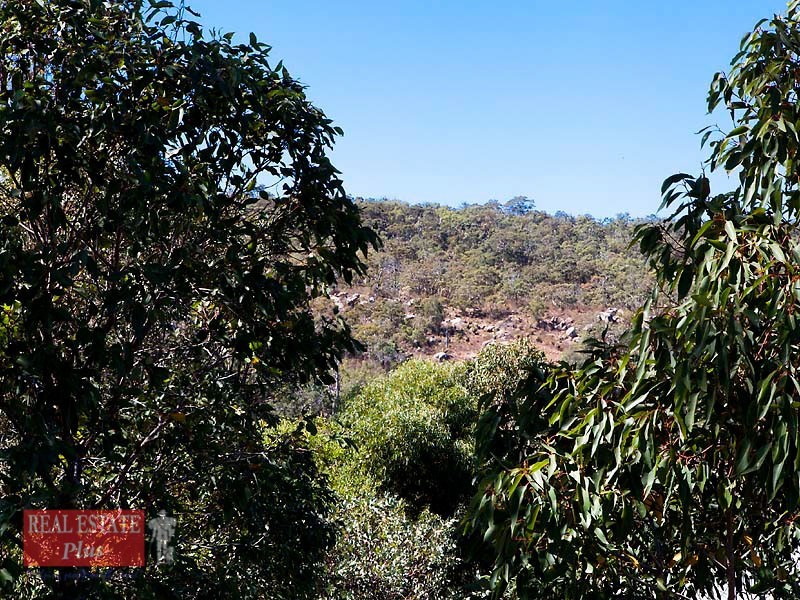 2 Hillway, Swan View WA 6056