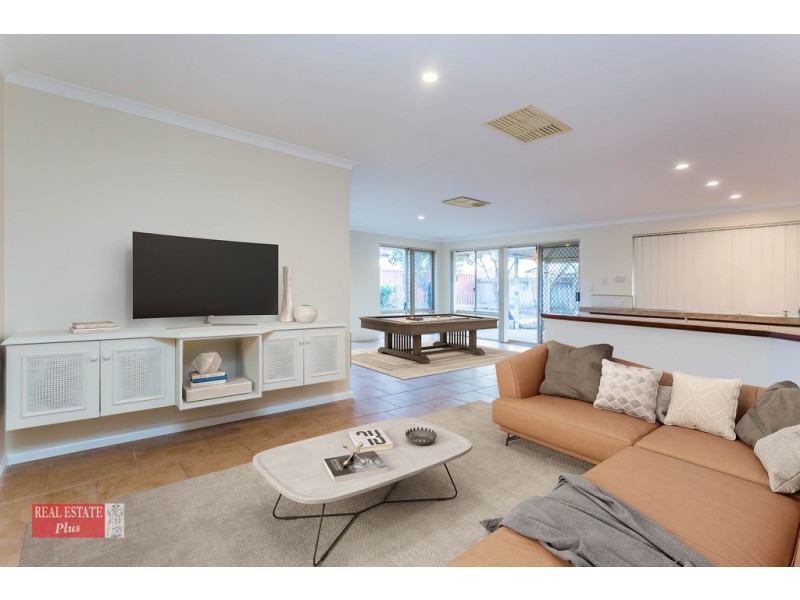 1 Riverdale Road, Helena Valley WA 6056