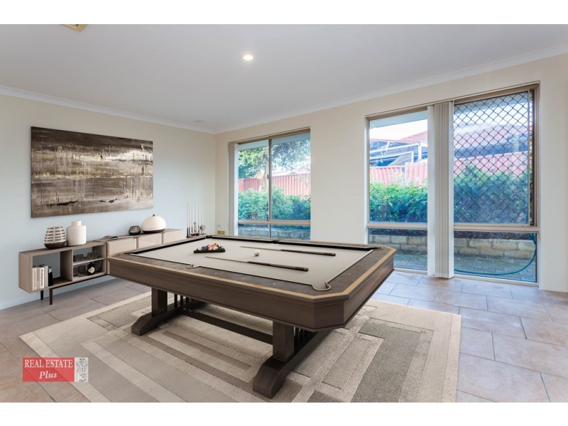 1 Riverdale Road, Helena Valley WA 6056