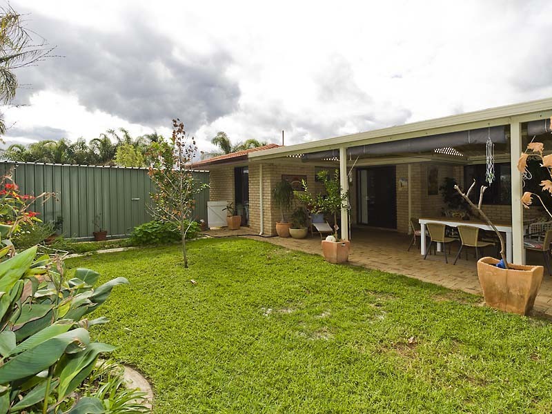 59 Redgum Avenue, Bellevue WA 6056