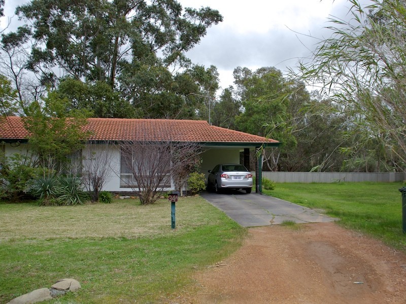 1/34A Glenwood Avenue, Helena Valley WA 6056