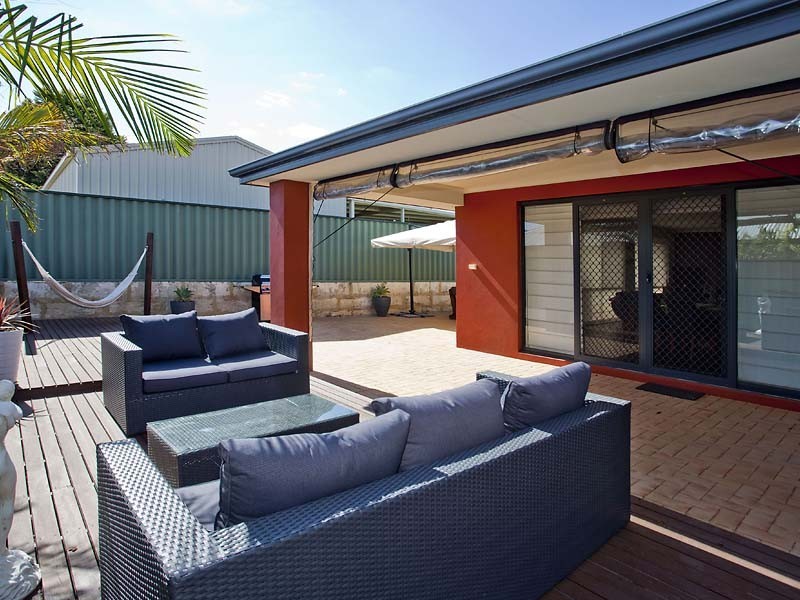 6 Elford Corner, High Wycombe WA 6057