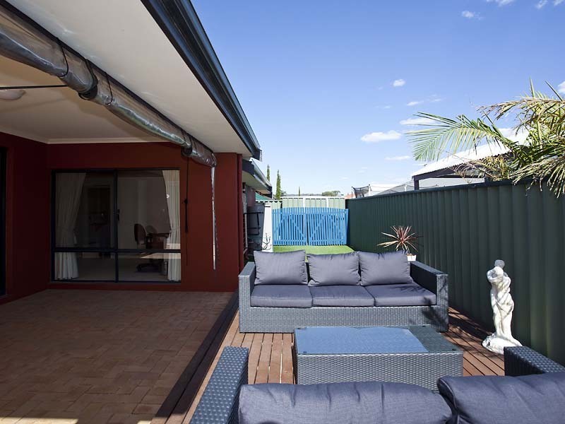 6 Elford Corner, High Wycombe WA 6057