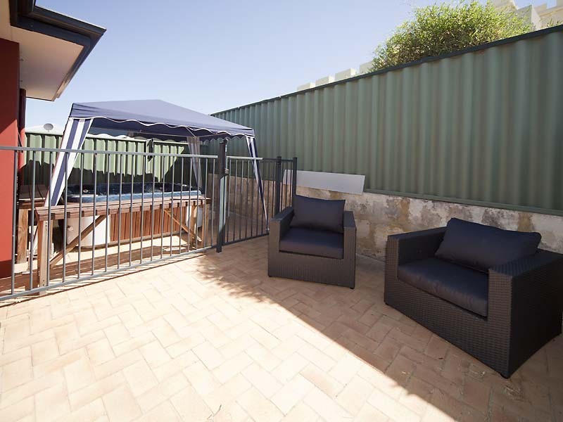 6 Elford Corner, High Wycombe WA 6057