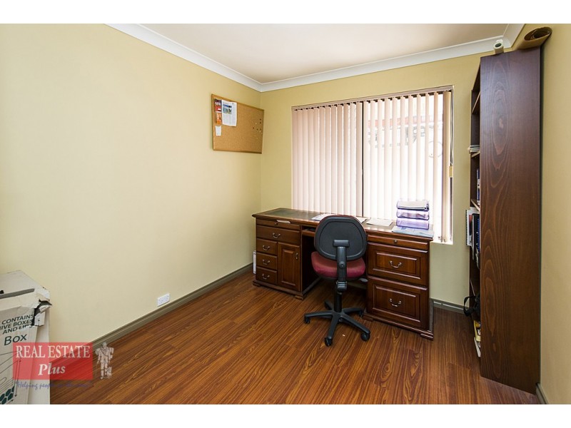 10 Woodbridge Close, Swan View WA 6056