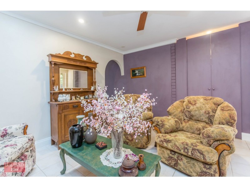 36 Abingdon Road, Swan View WA 6056