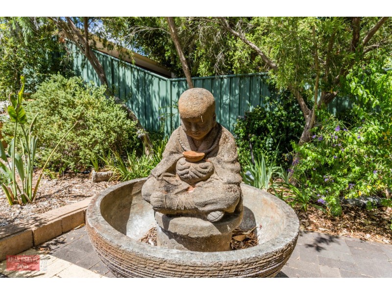 36 Abingdon Road, Swan View WA 6056