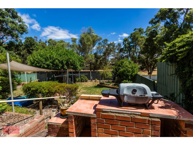 36 Abingdon Road, Swan View WA 6056