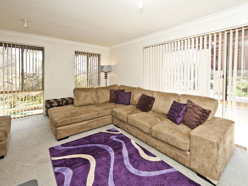 28 Balmain Road, Greenmount WA 6056