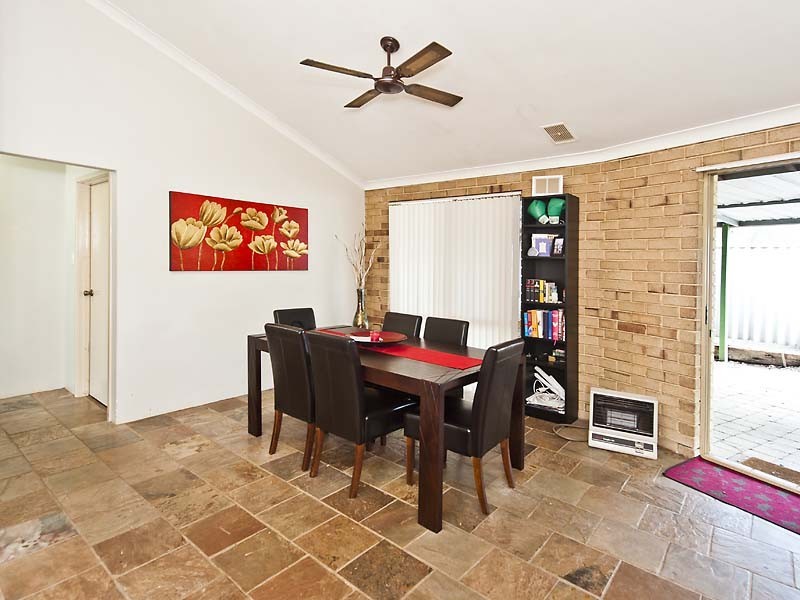 28 Balmain Road, Greenmount WA 6056