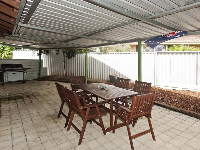 28 Balmain Road, Greenmount WA 6056