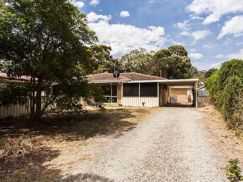 8B Highview Road, Greenmount WA 6056