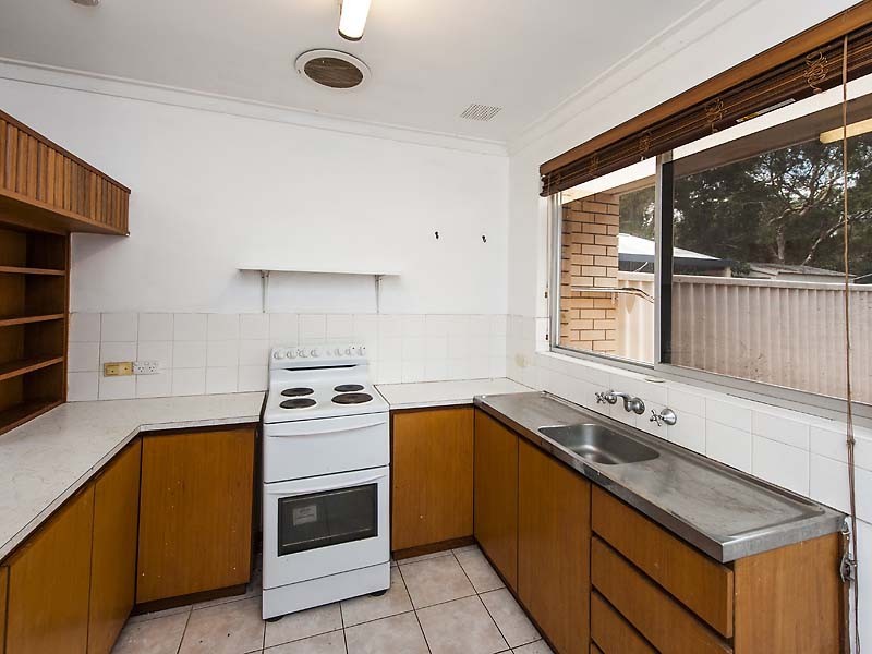 8B Highview Road, Greenmount WA 6056