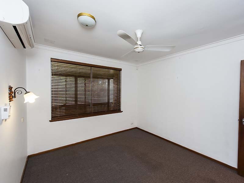 8B Highview Road, Greenmount WA 6056