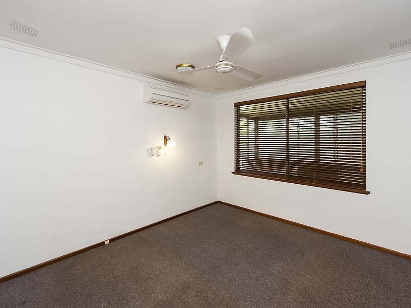 8B Highview Road, Greenmount WA 6056