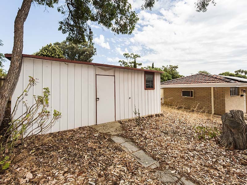 8B Highview Road, Greenmount WA 6056