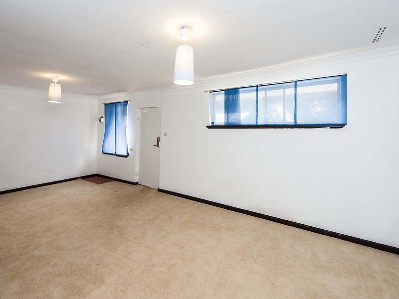 8B Highview Road, Greenmount WA 6056