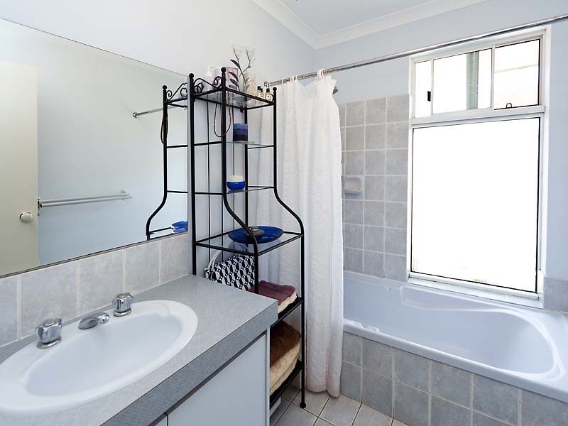 21  Hindoo Elbow, Stratton WA 6056