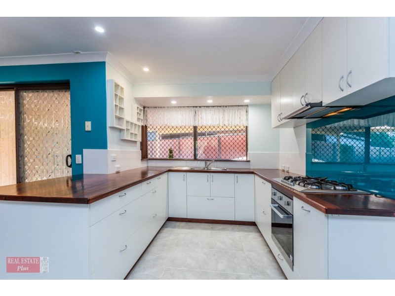 2 Bristol Way, Forrestfield WA 6058