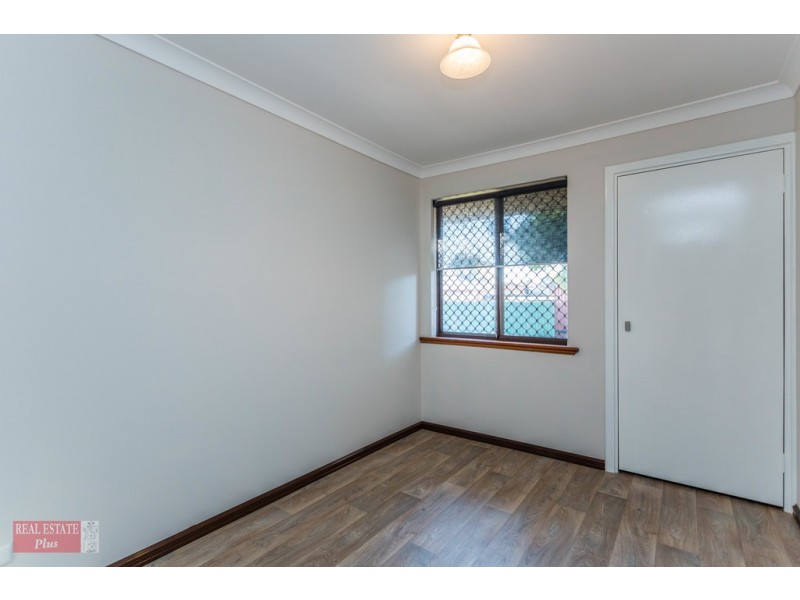 2 Bristol Way, Forrestfield WA 6058