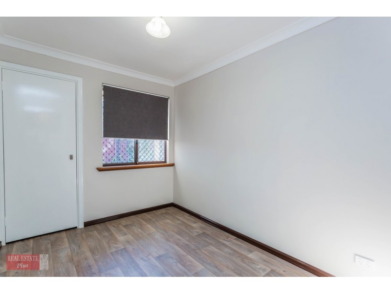 2 Bristol Way, Forrestfield WA 6058