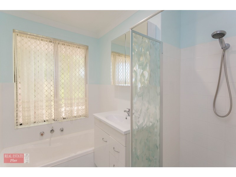 2 Bristol Way, Forrestfield WA 6058