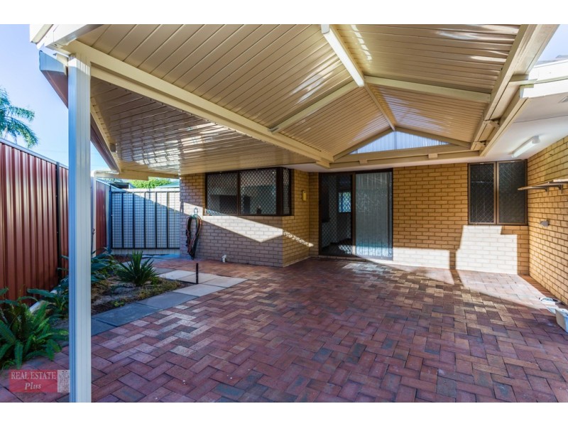 2 Bristol Way, Forrestfield WA 6058
