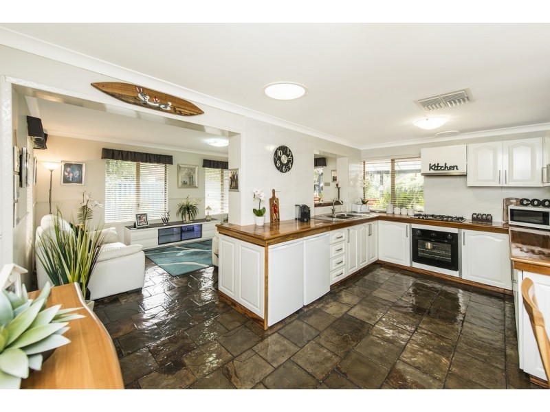 5 Cedar Place, Beechboro WA 6063