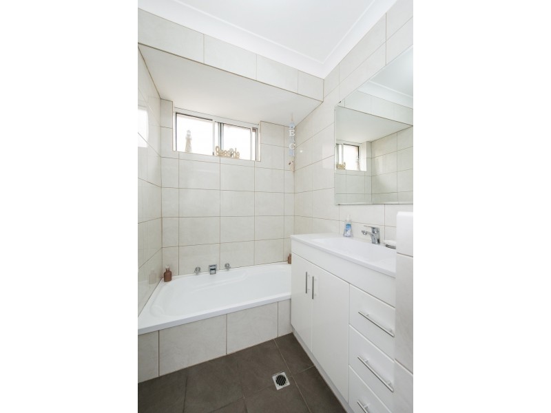 5 Cedar Place, Beechboro WA 6063