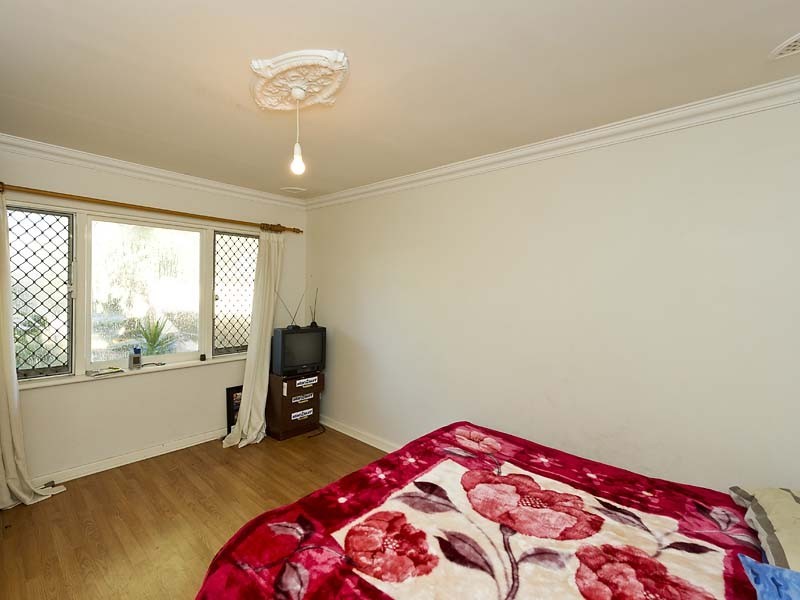 44 Kidman Avenue, South Guildford WA 6055