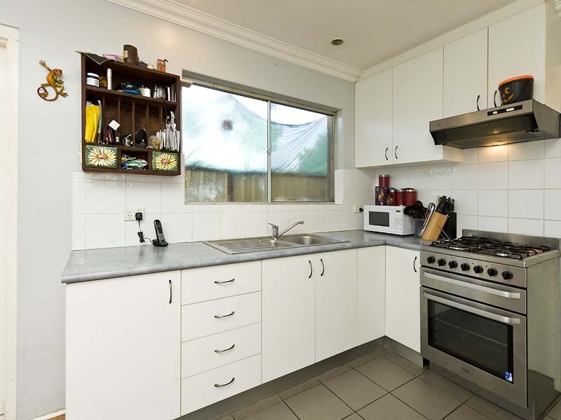 44 Kidman Avenue, South Guildford WA 6055