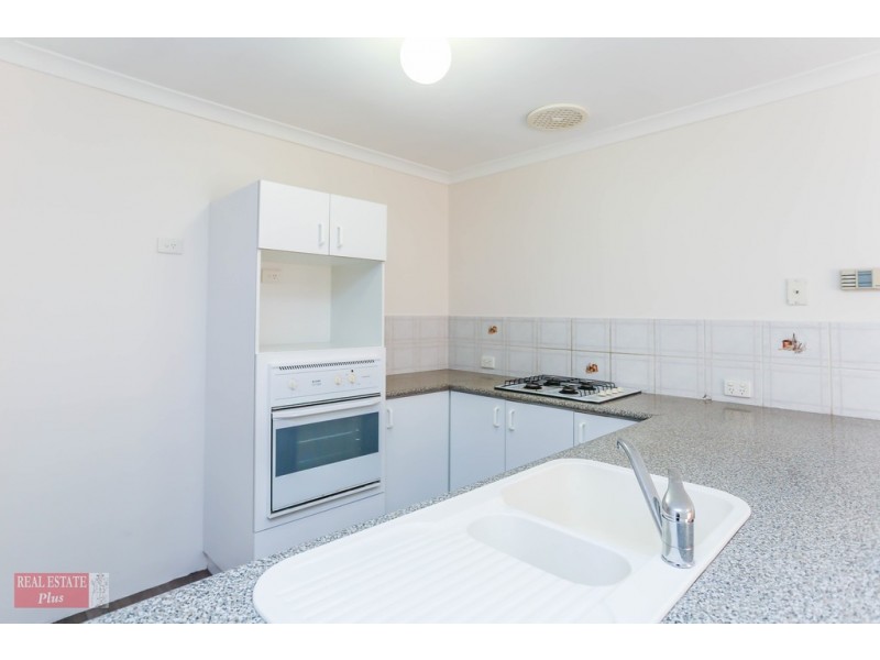 17/11 Elvire Street, Viveash WA 6056