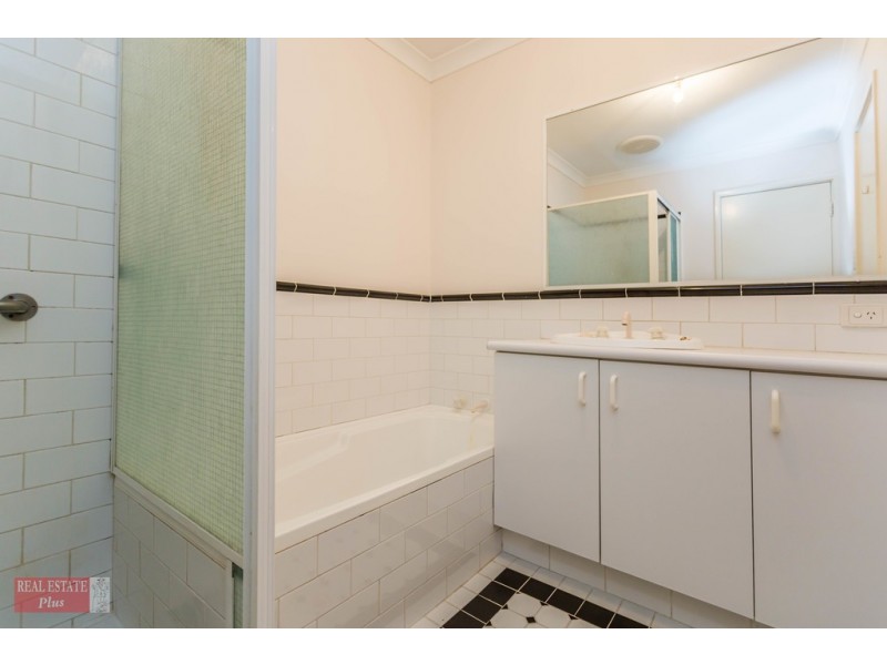 17/11 Elvire Street, Viveash WA 6056