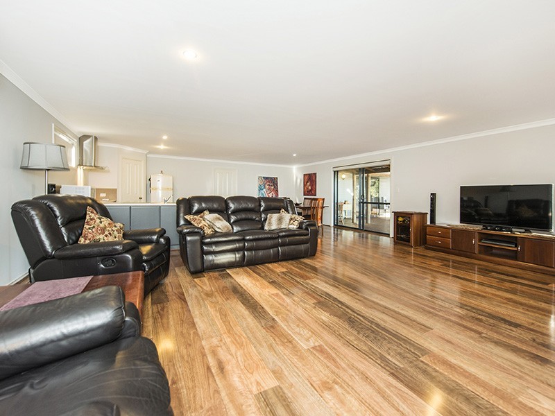 19 Camfield Road, Darlington WA 6070