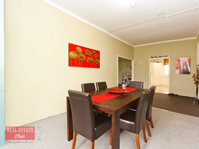10 Padbury Terrace, Midland WA 6056