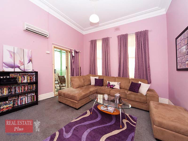 10 Padbury Terrace, Midland WA 6056