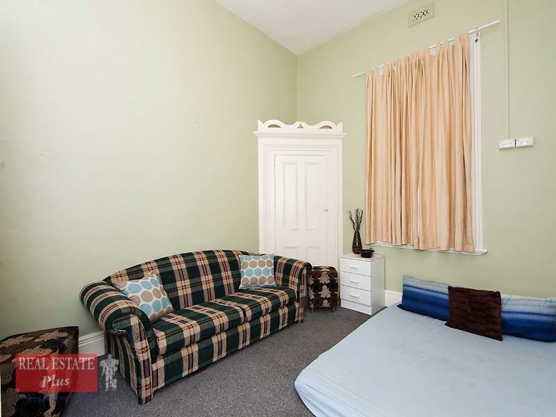 10 Padbury Terrace, Midland WA 6056