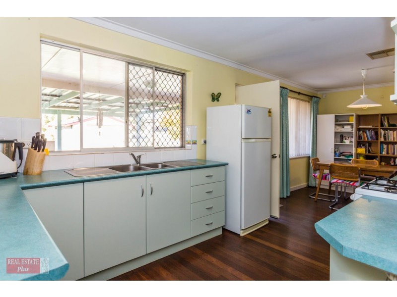 14 Bushby Street, Midvale WA 6056