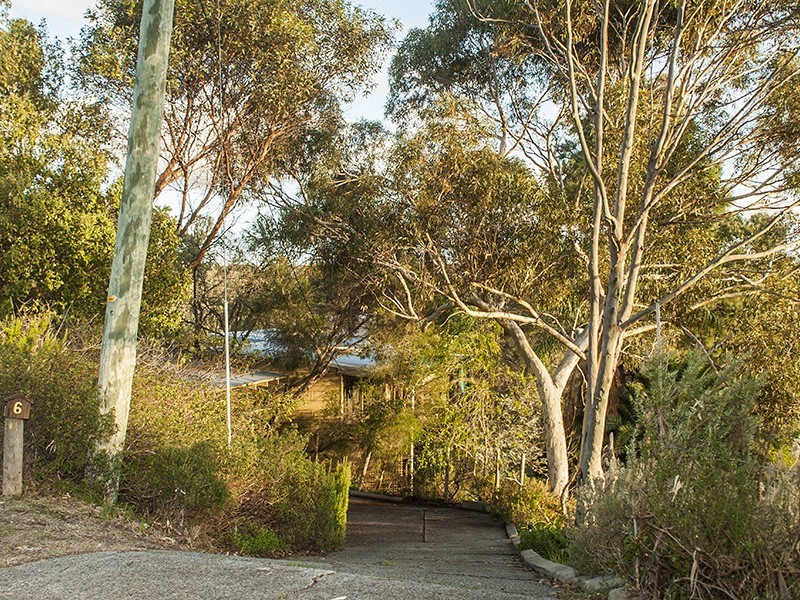 6 Lukin Avenue, Darlington WA 6070