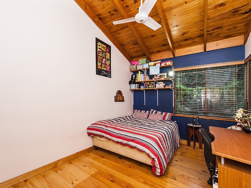 6 Lukin Avenue, Darlington WA 6070