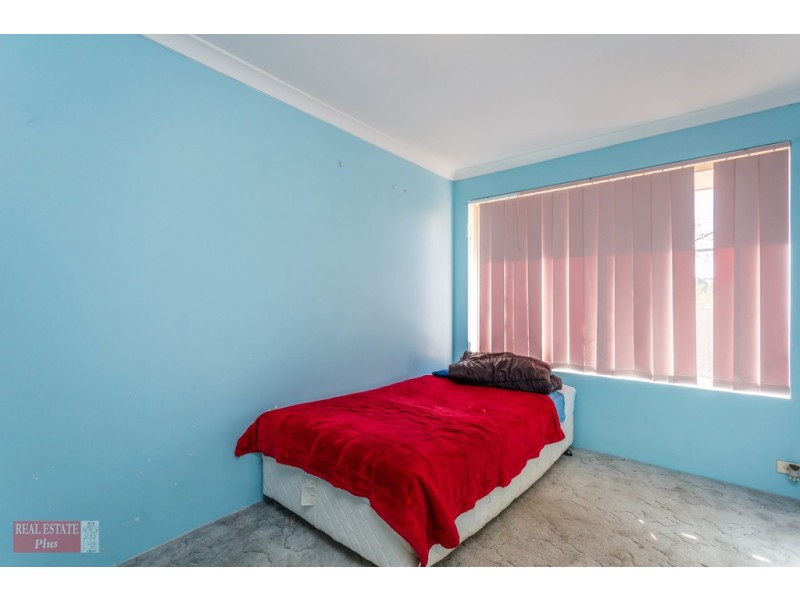 8 Pagnell Way, Swan View WA 6056