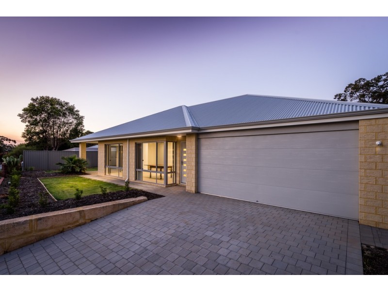 2 Croydon Street, Bellevue WA 6056