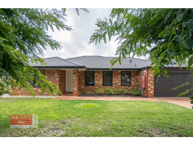 1A Jarril Place, Koongamia WA 6056