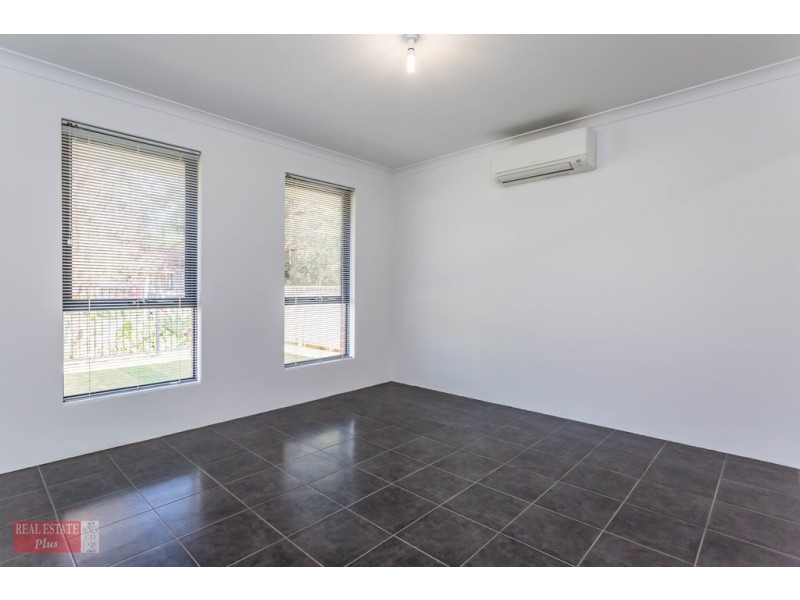 1B Jarril Place, Koongamia WA 6056